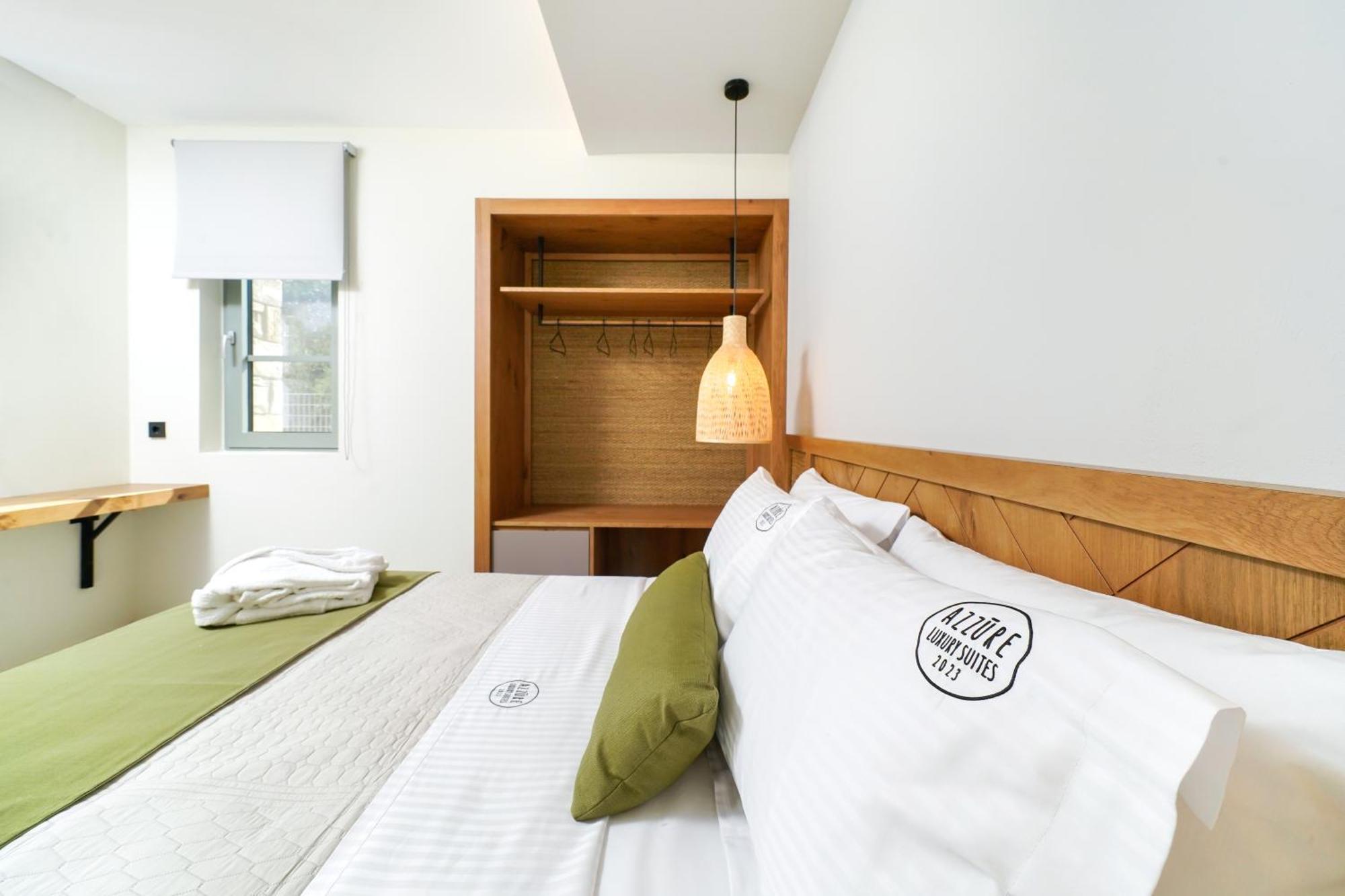 Azzure Luxury Suites Potos Exterior foto